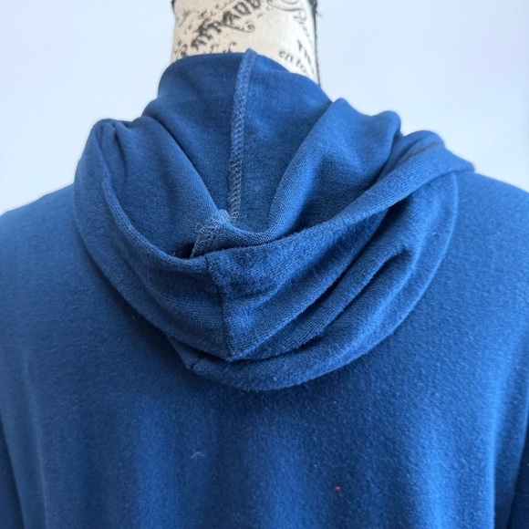 Rouge Collection | Coastal Grandma Minimalist Hooded Navy Duster Coat 1X - Picture 5 of 6